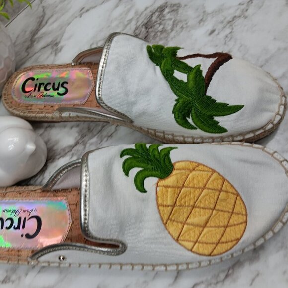 CIRCUS by Sam Edelman Women's Pineapple Palm tree Embroidery Espadrille Mules 10 - Picture 2 of 11